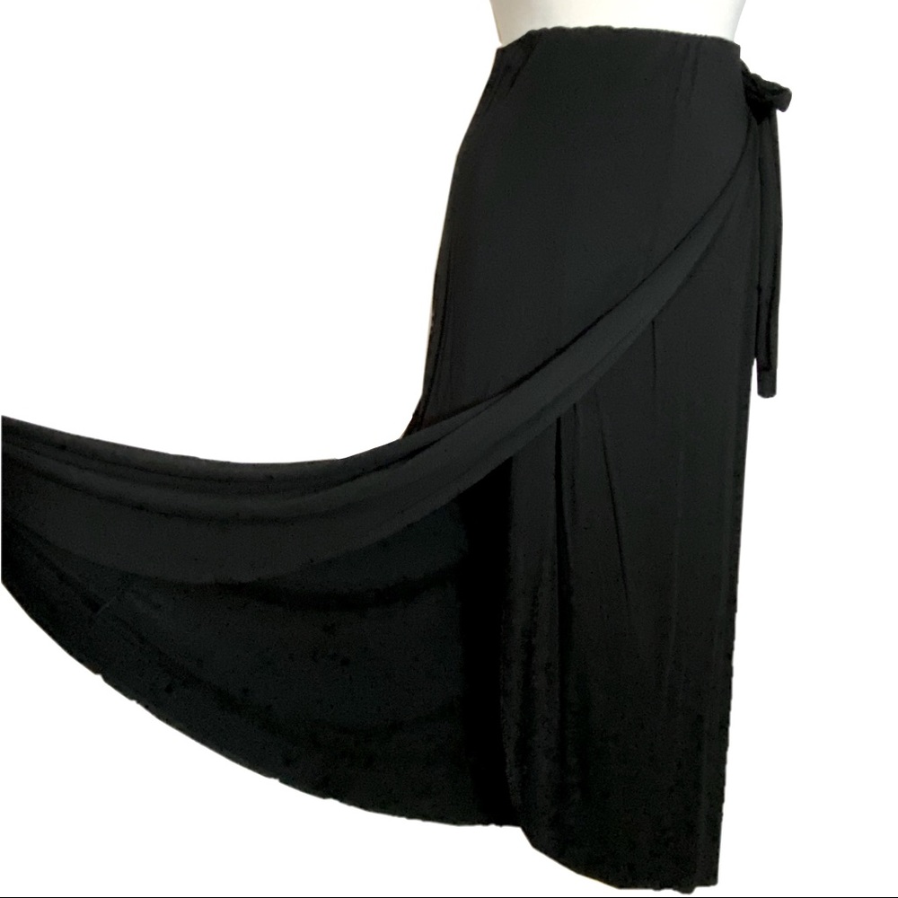 Black Stretch Wrap Skirt with Tie Waist, M - Picture 2 of 7